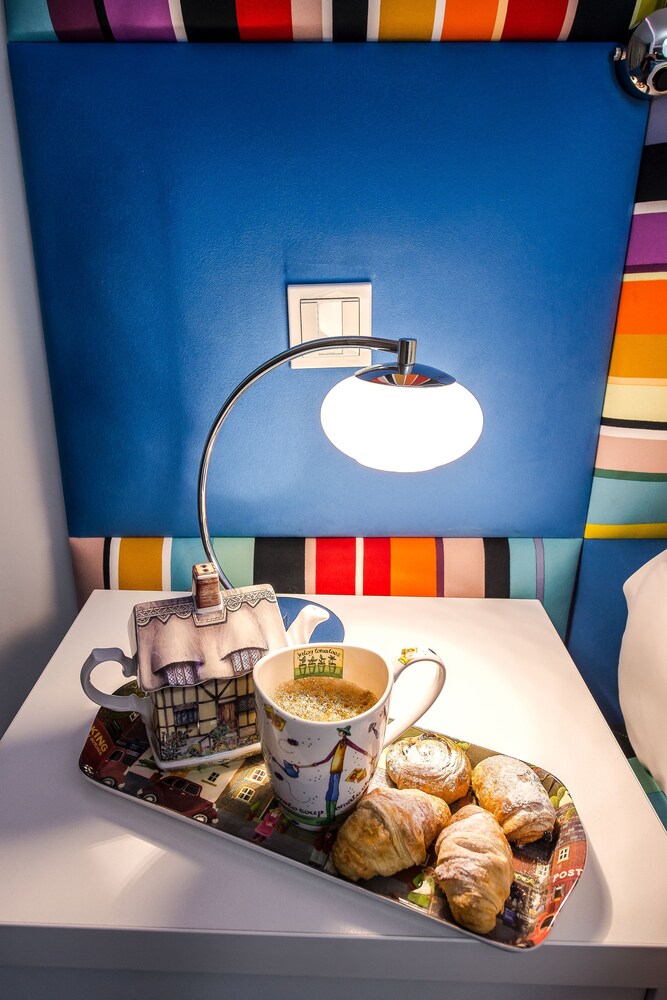Room Service - Dining