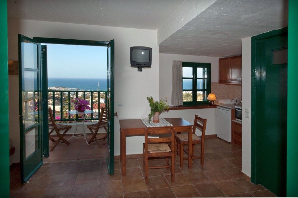 In-Room Kitchen