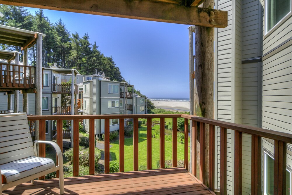Standard Room, 1 Bedroom (Upstairs, No Pets Allowed) - Guestroom
