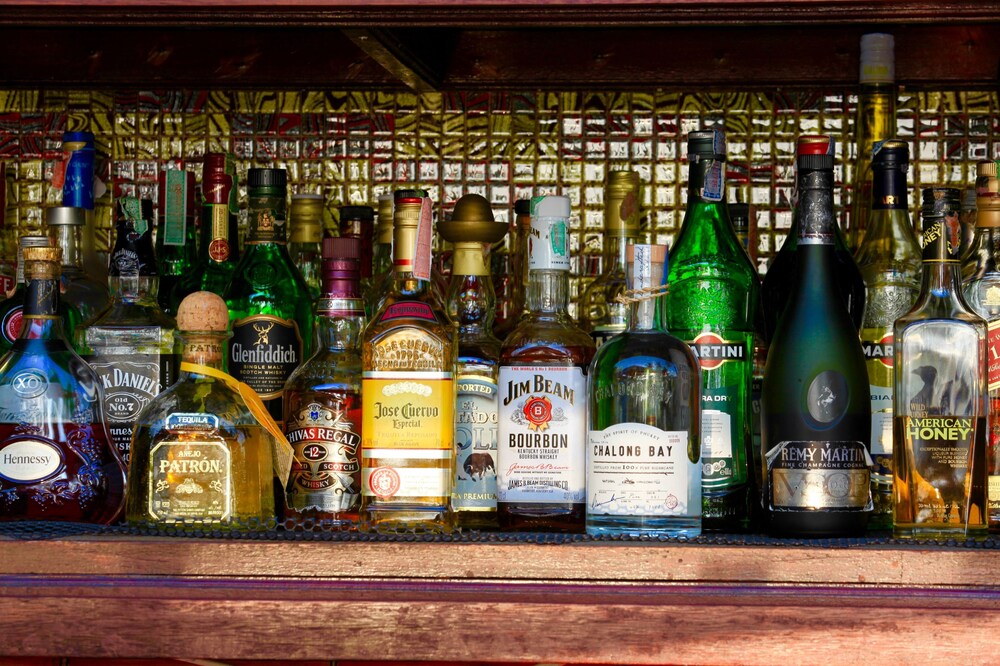 Poolside Bar