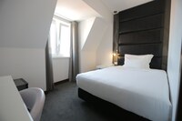 Double Room (Small)