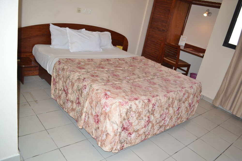Guestroom View