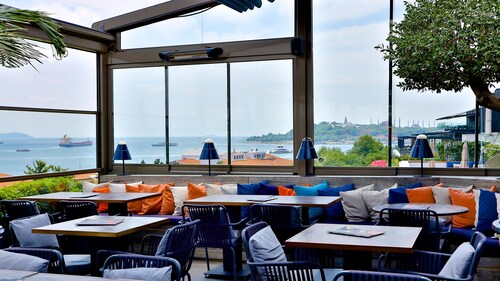 Zimmer Bosphorus Hotel
