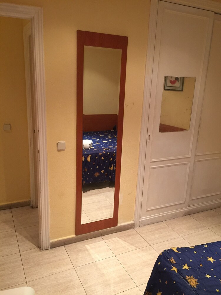 Basic Apartment (7 People) - Guestroom