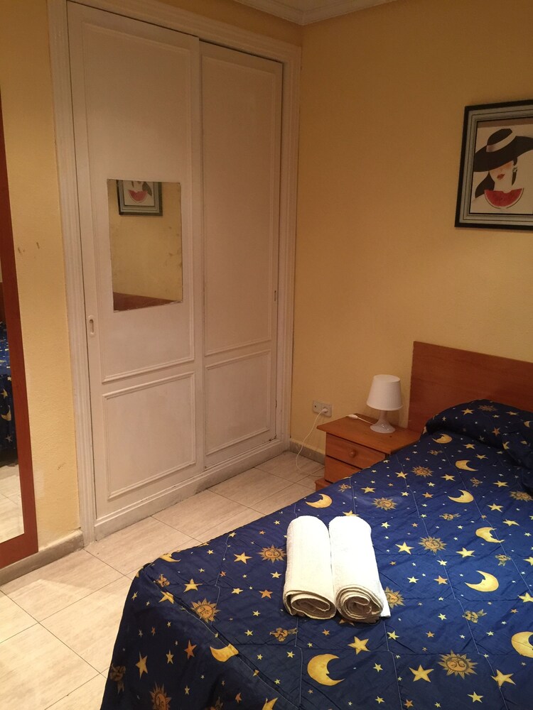 Basic Apartment (7 People) - Guestroom