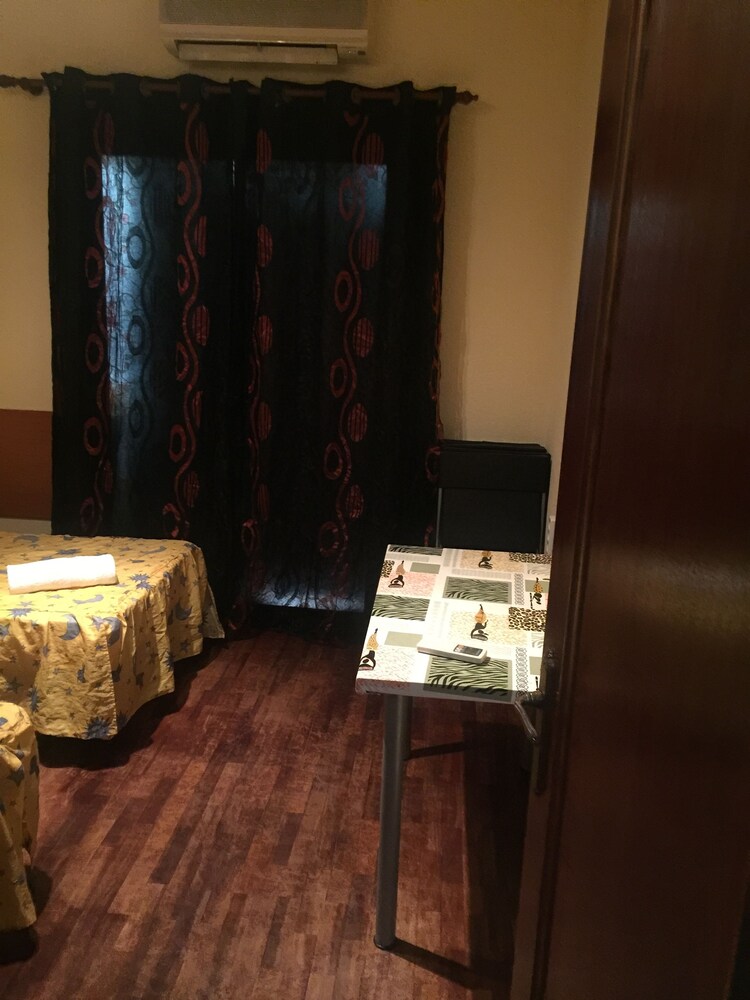 Basic Apartment (5 people) - Guestroom