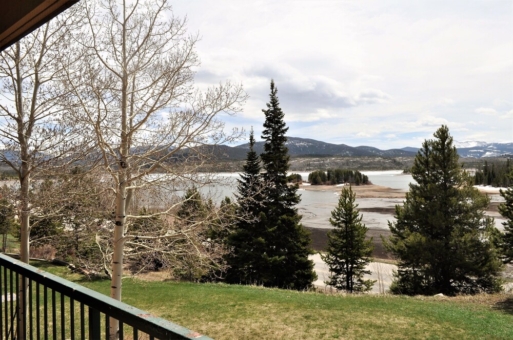 Standard Room, 2 Bedrooms - Guestroom View