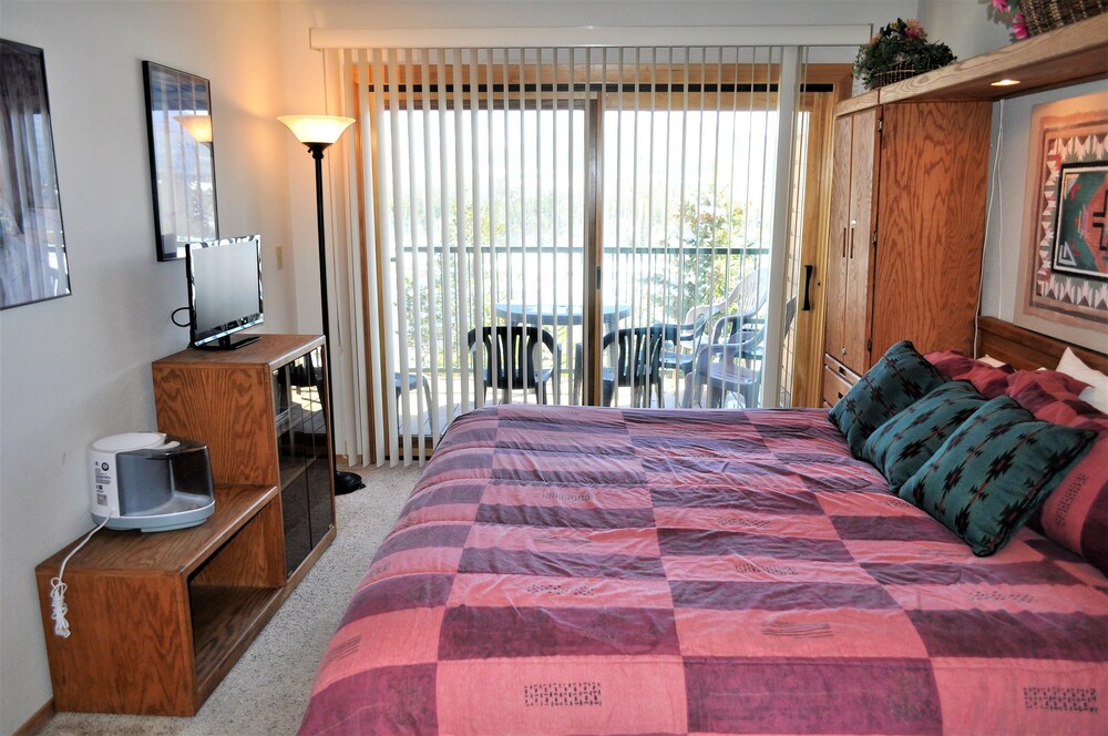 Standard Room, 2 Bedrooms - Guestroom