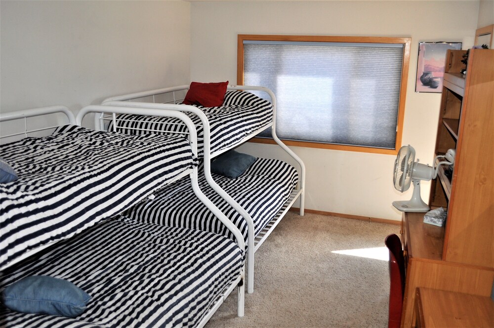 Standard Room, 2 Bedrooms - Guestroom
