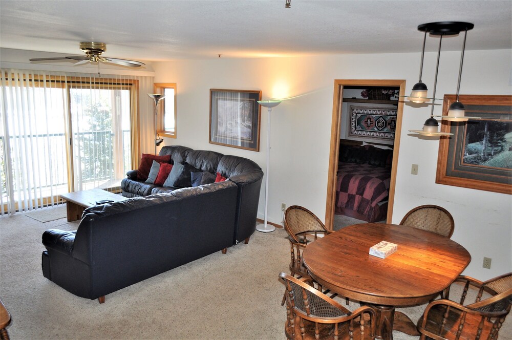 Standard Room, 2 Bedrooms - Living Area