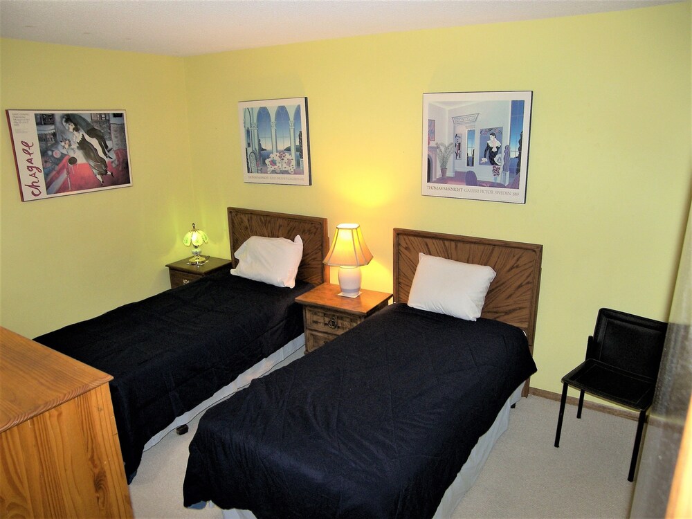 Standard Room, 2 Bedrooms - Guestroom