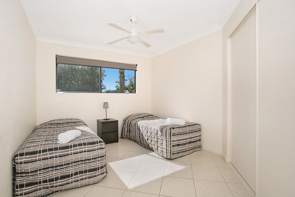 Apartment, 2 Bedrooms - Guestroom