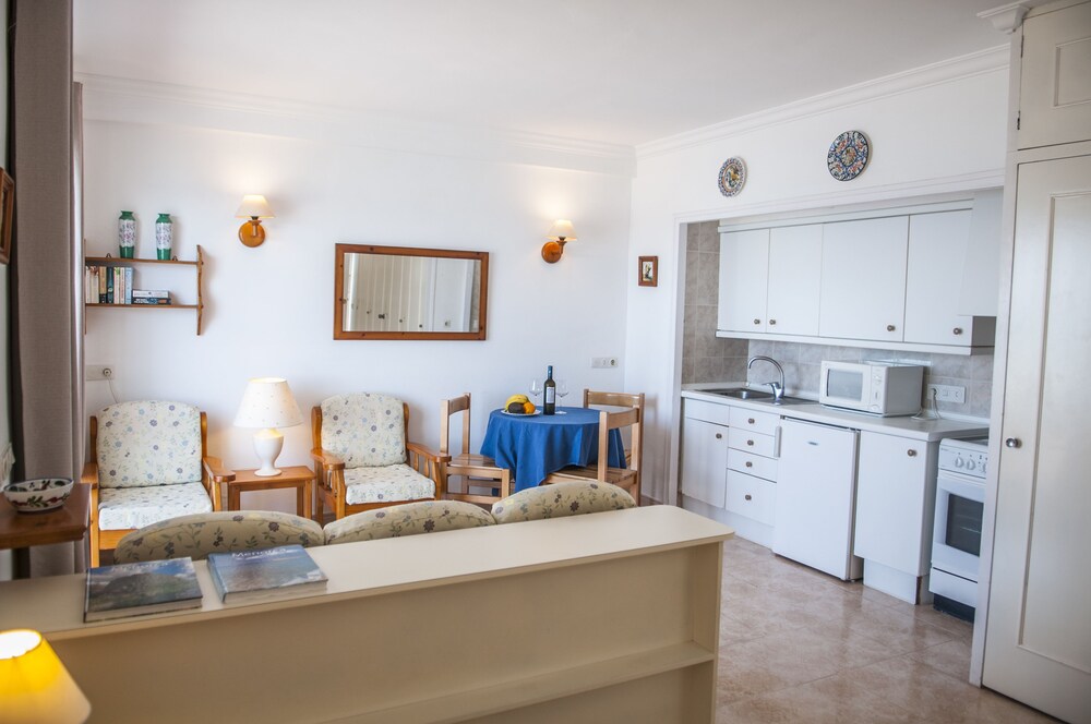 Standard Studio - Living Area