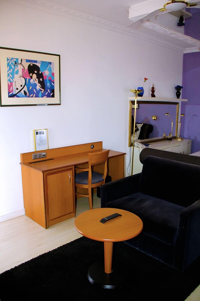 Guestroom