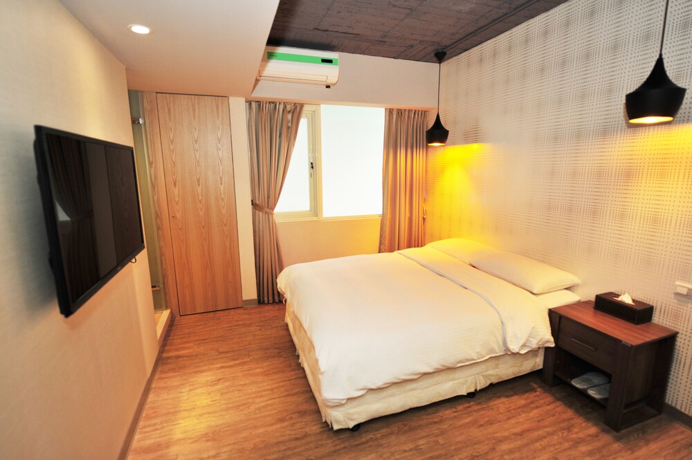 Standard Double Room - Guestroom