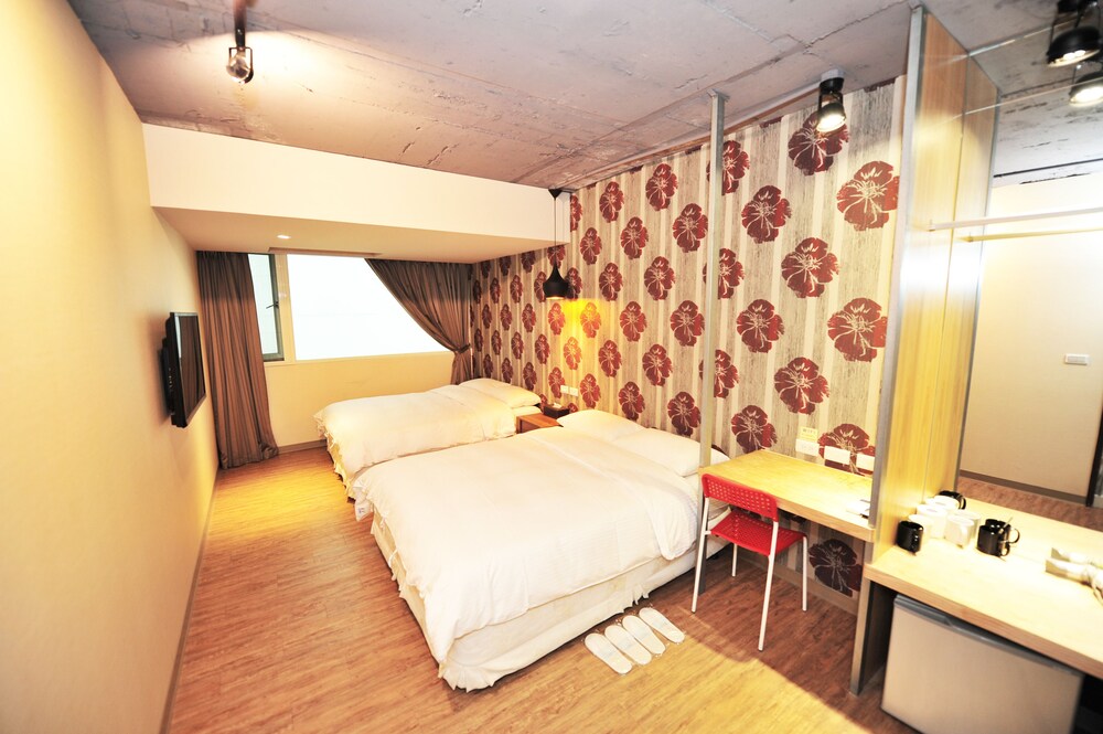Family Room - Guestroom