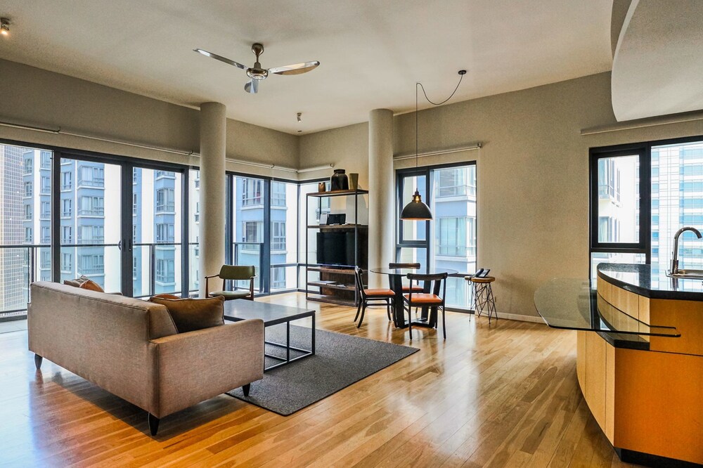 Suite, 1 Bedroom - Living Area