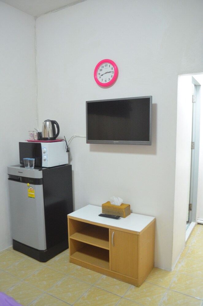 Mini-Refrigerator