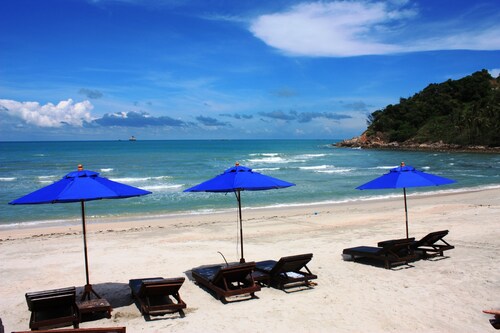 Idyllic Samui Oceanfront Resort and Villas