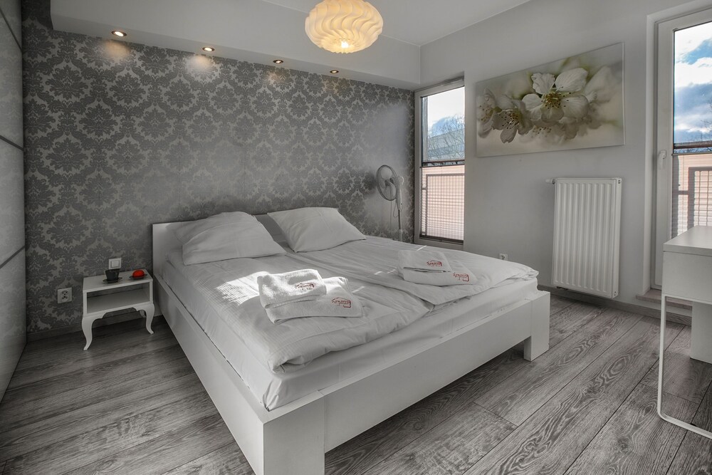 Deluxe Apartment - Guestroom