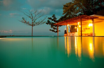 Infinity Pool