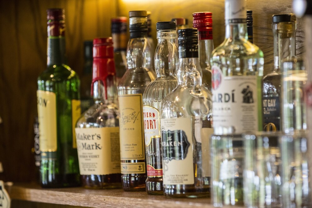 Hotel Bar