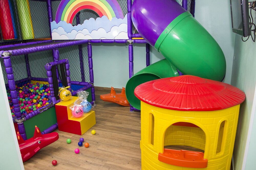 Childrens Play Area - Indoor
