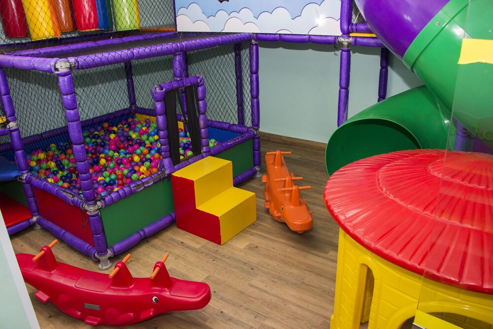 Childrens Play Area - Indoor