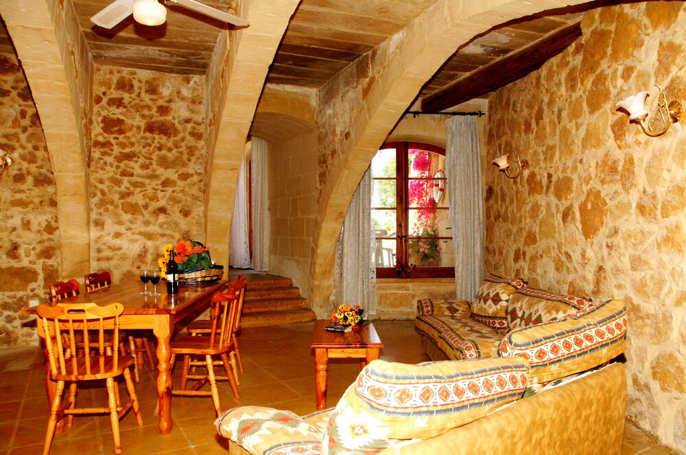 Villa, 3 Bedrooms, Private Pool - Guestroom
