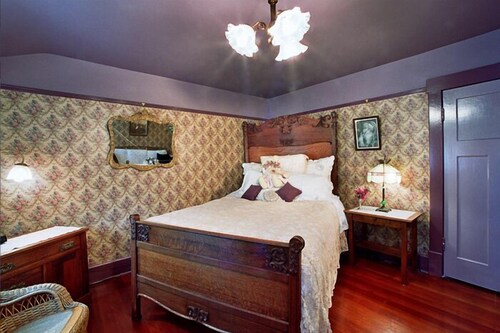 Guestroom View