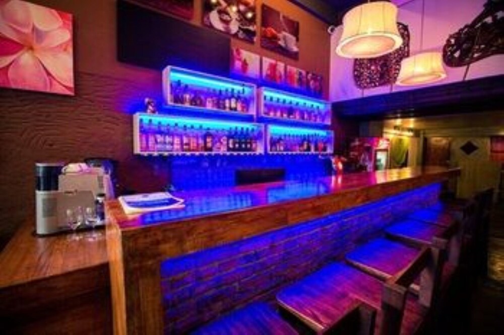 Hotel Lounge