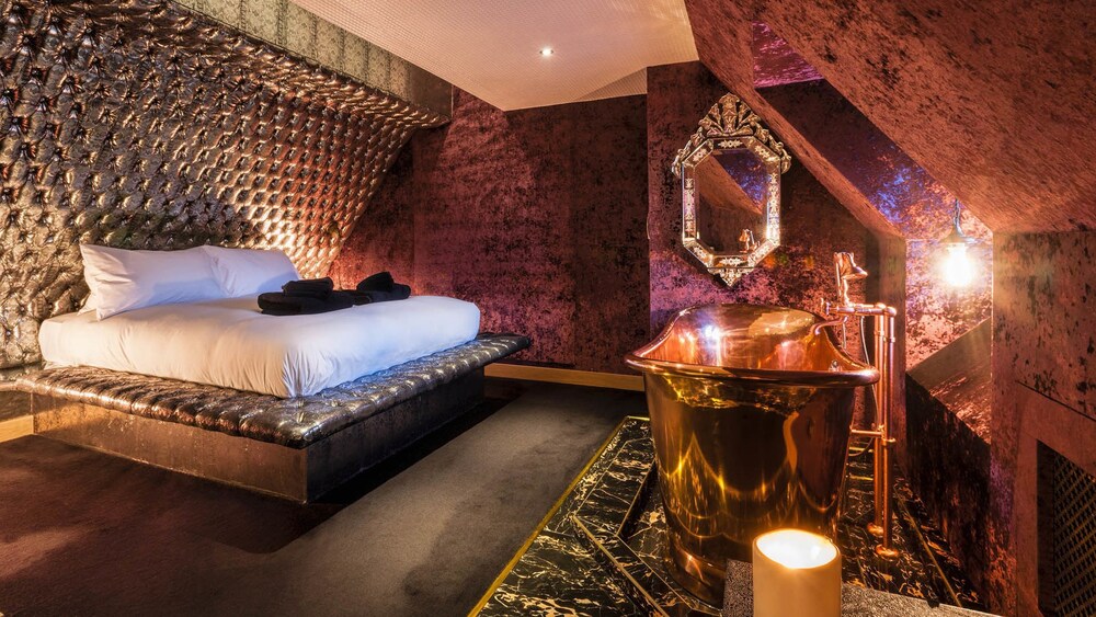 Guestroom