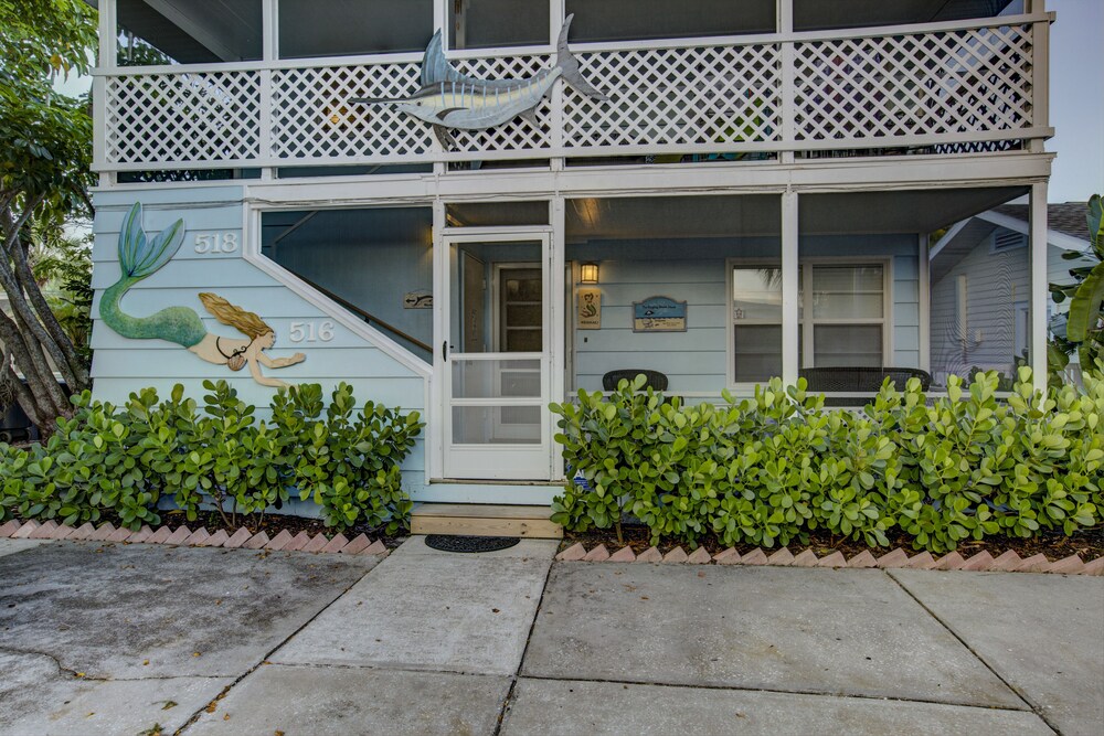 Premium One Bedroom, One King Bed - Exterior