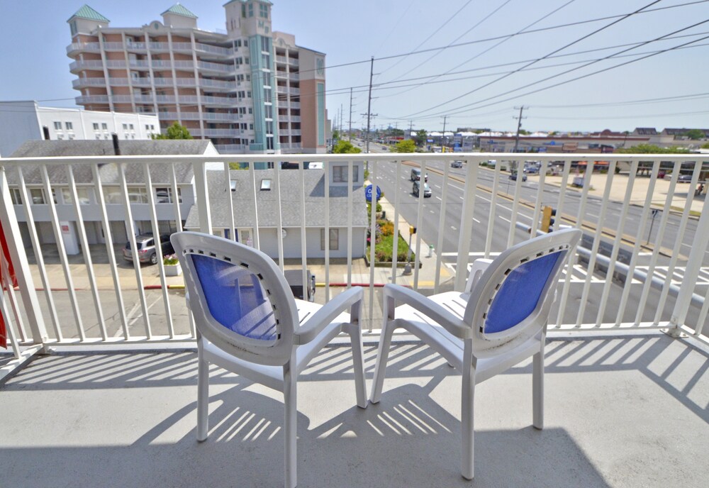 Balcony view, Coastal Palms Inn & Suites