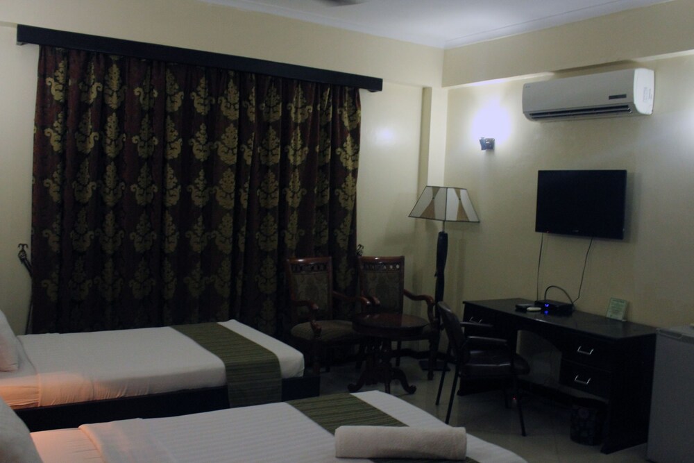 Guestroom