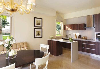In-Room Kitchen