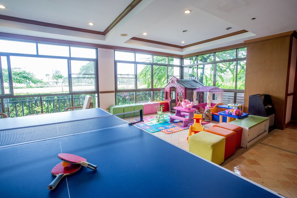 Childrens Play Area - Indoor