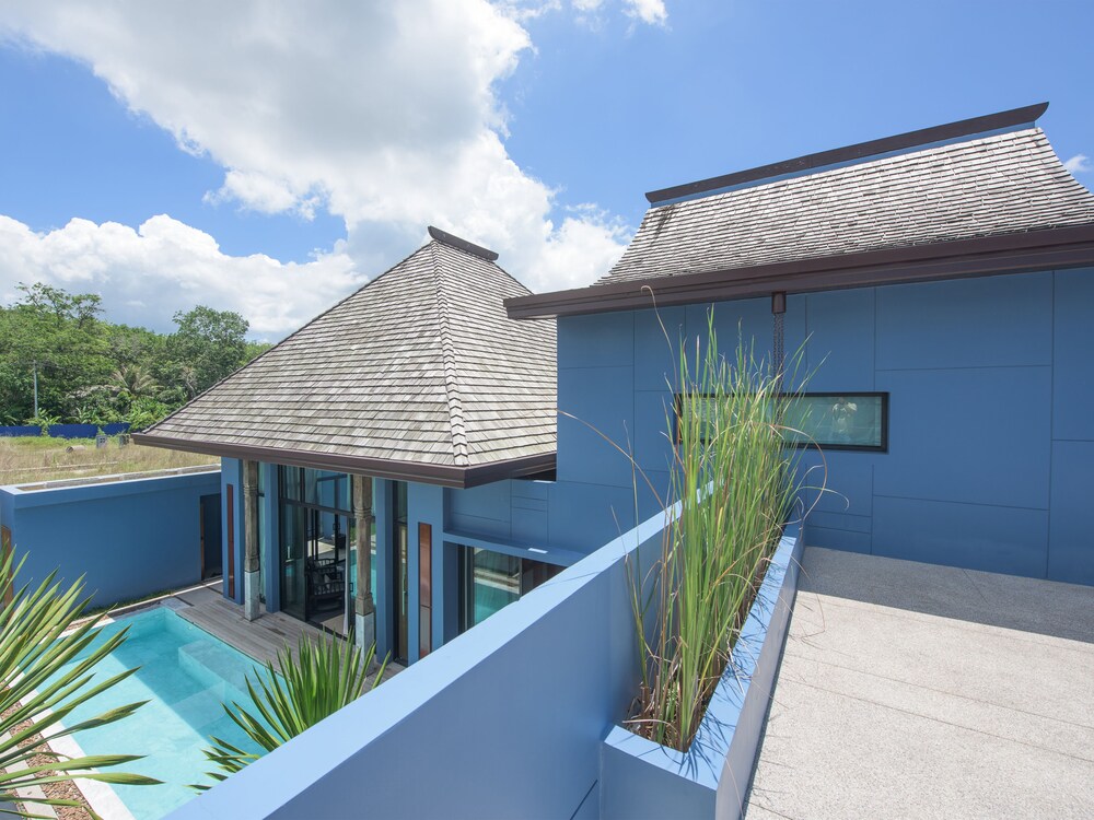 발코니 (Deluxe Villa 3 Bedroom Private Pool )