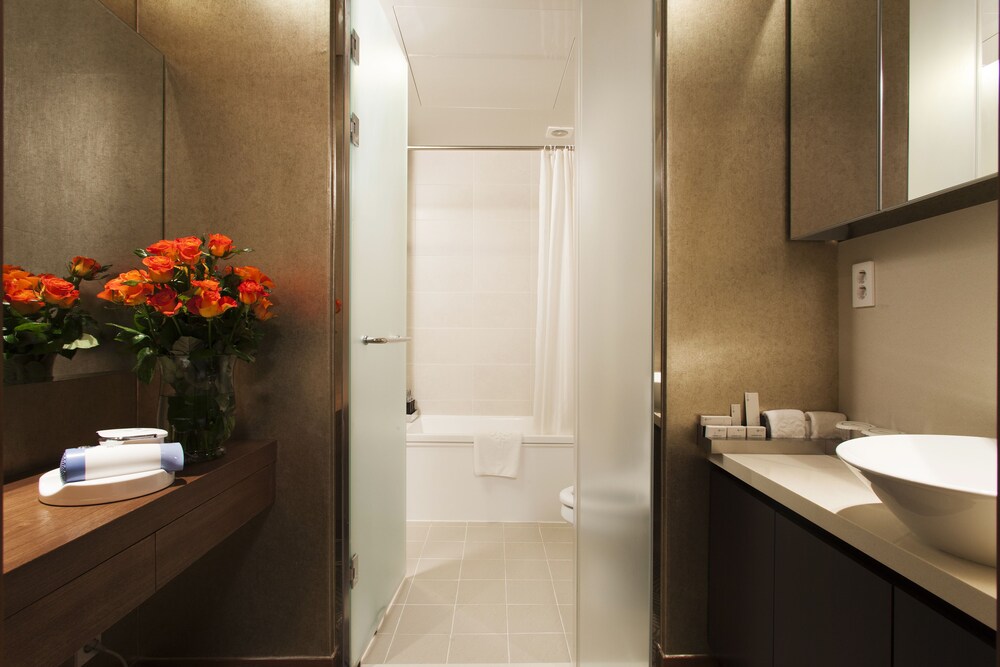 Bathroom, Staz Hotel Myeongdong 1