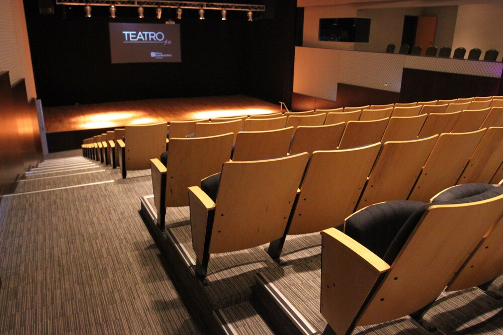 Theater Show