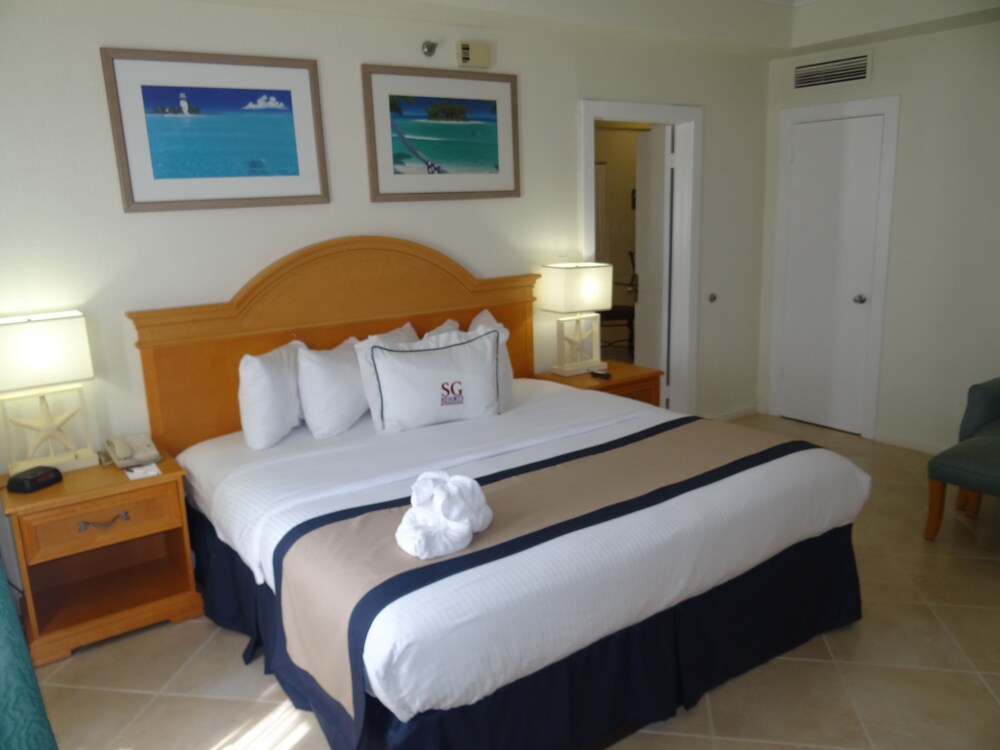 XXX Suite 1 Bedroom Ocean View - Guestroom