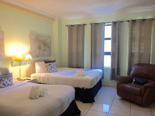 Standard Studio, 2 Double Beds - Guestroom