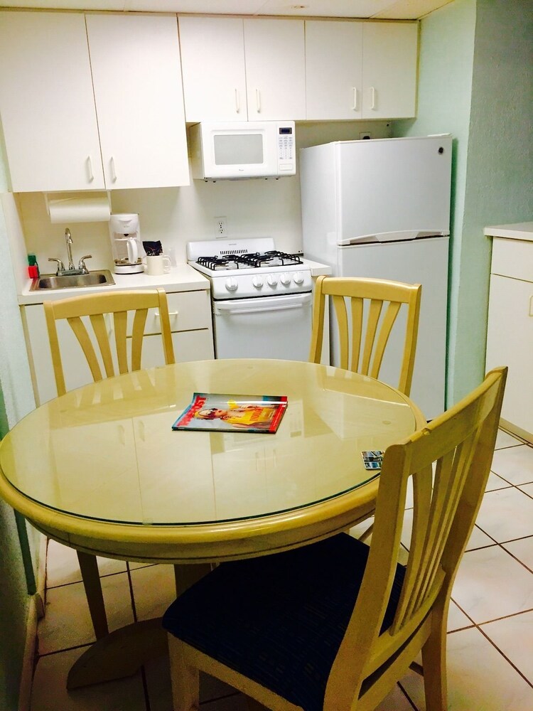 Run of the House - In-Room Kitchenette