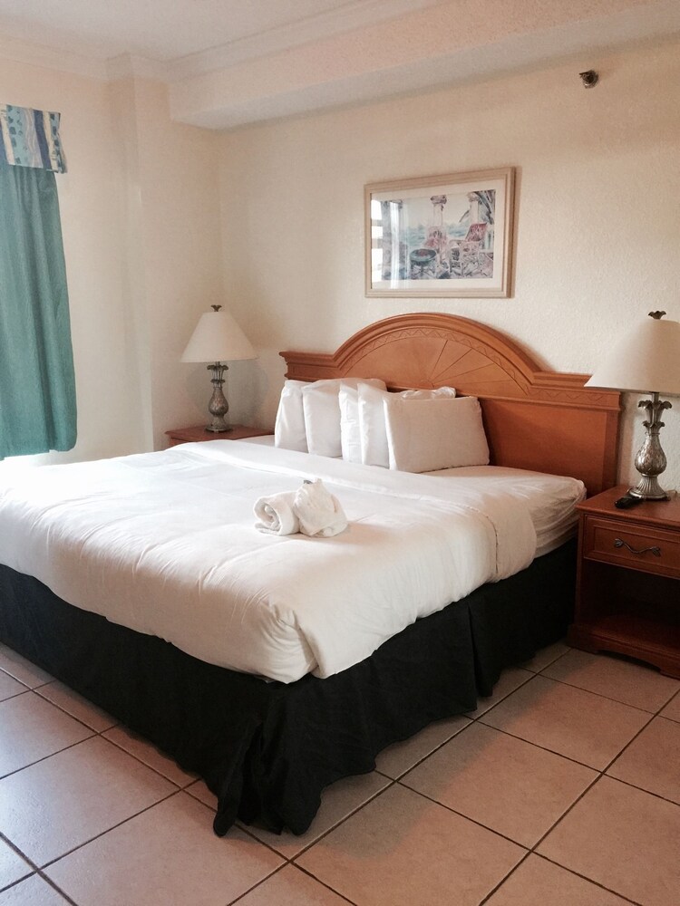Suite, 1 Bedroom, City View - Guestroom