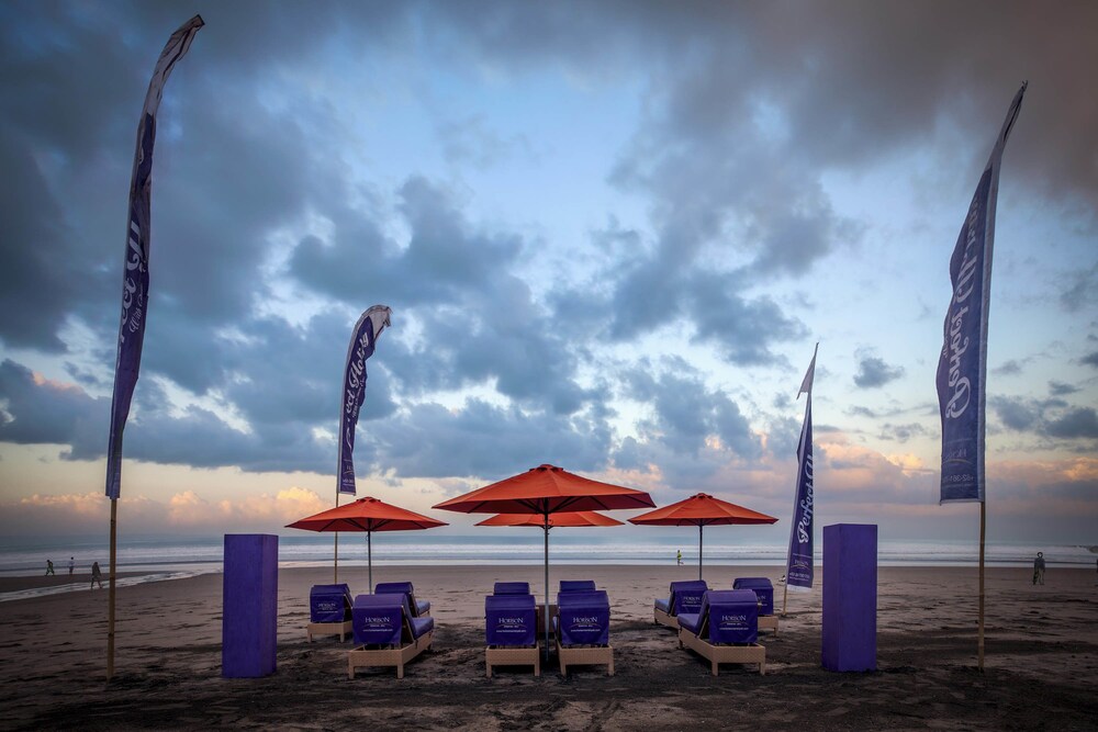 ชายหาด