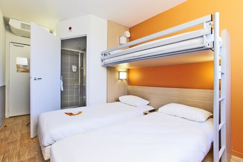 Hôtel Première Classe Caen Nord - Mémorial