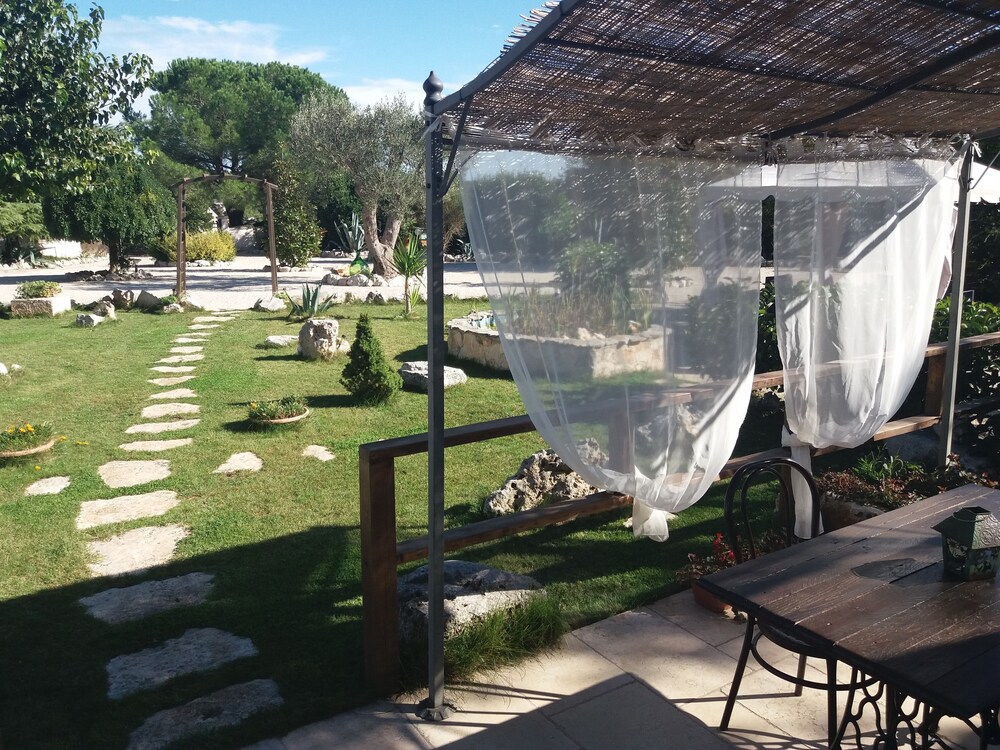 Traditional Apartment - Terrace/Patio