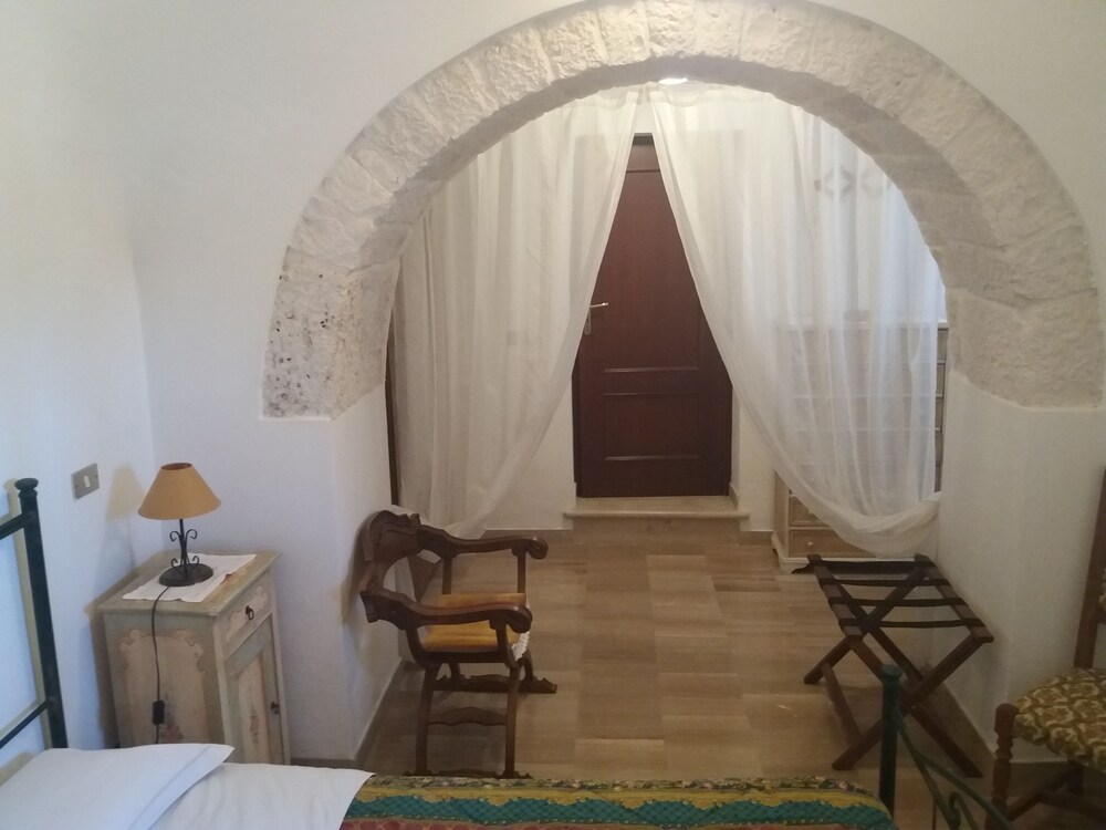 Traditional Apartment for 5 people - Guestroom View