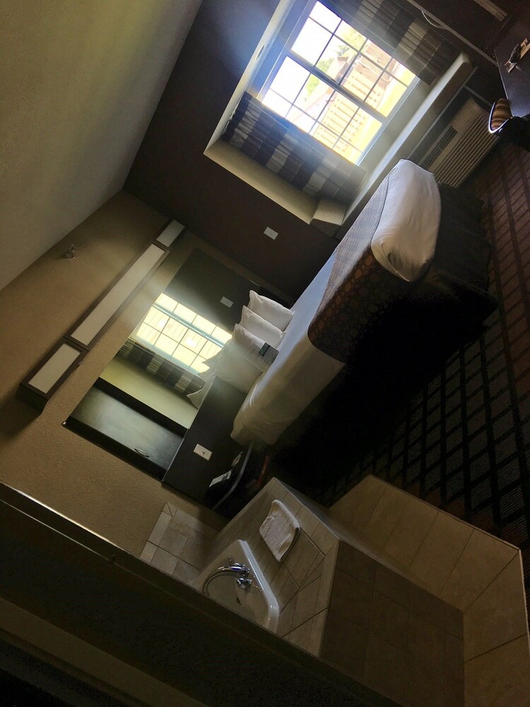 Guestroom View