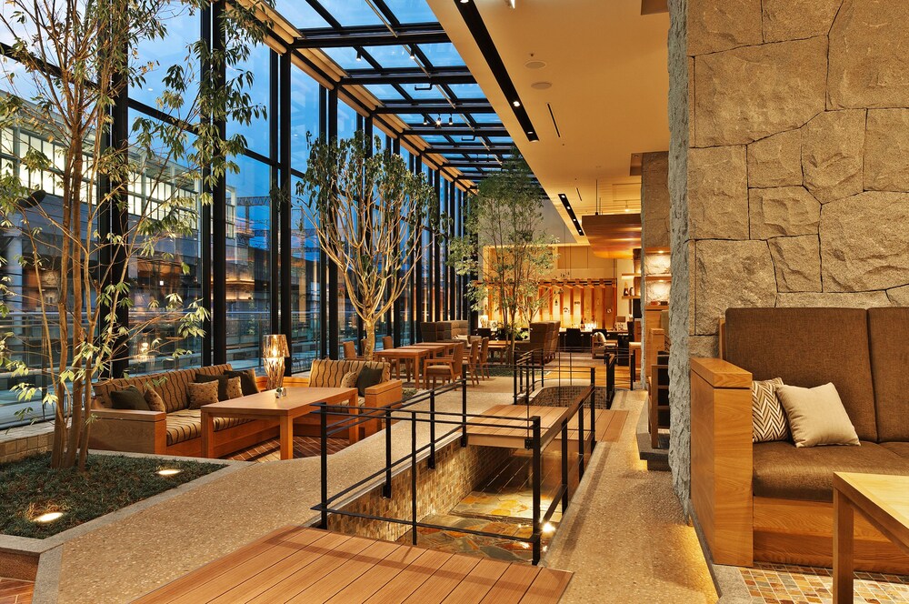 Hotel Lounge